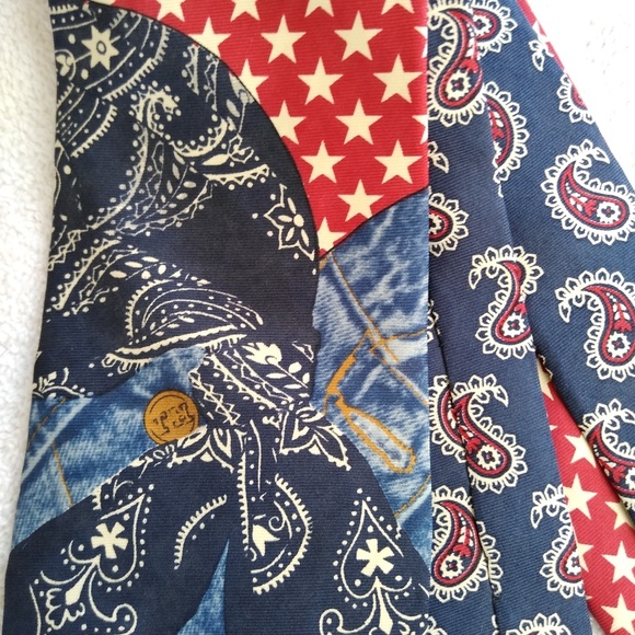 Men's Vintage Tommy Hilfiger Silk Tie - Picture 6 of 8